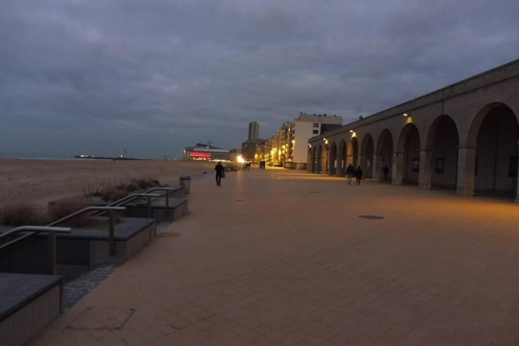 Appartement Residentie Astrid Met Private Parking Бредене Екстериор снимка