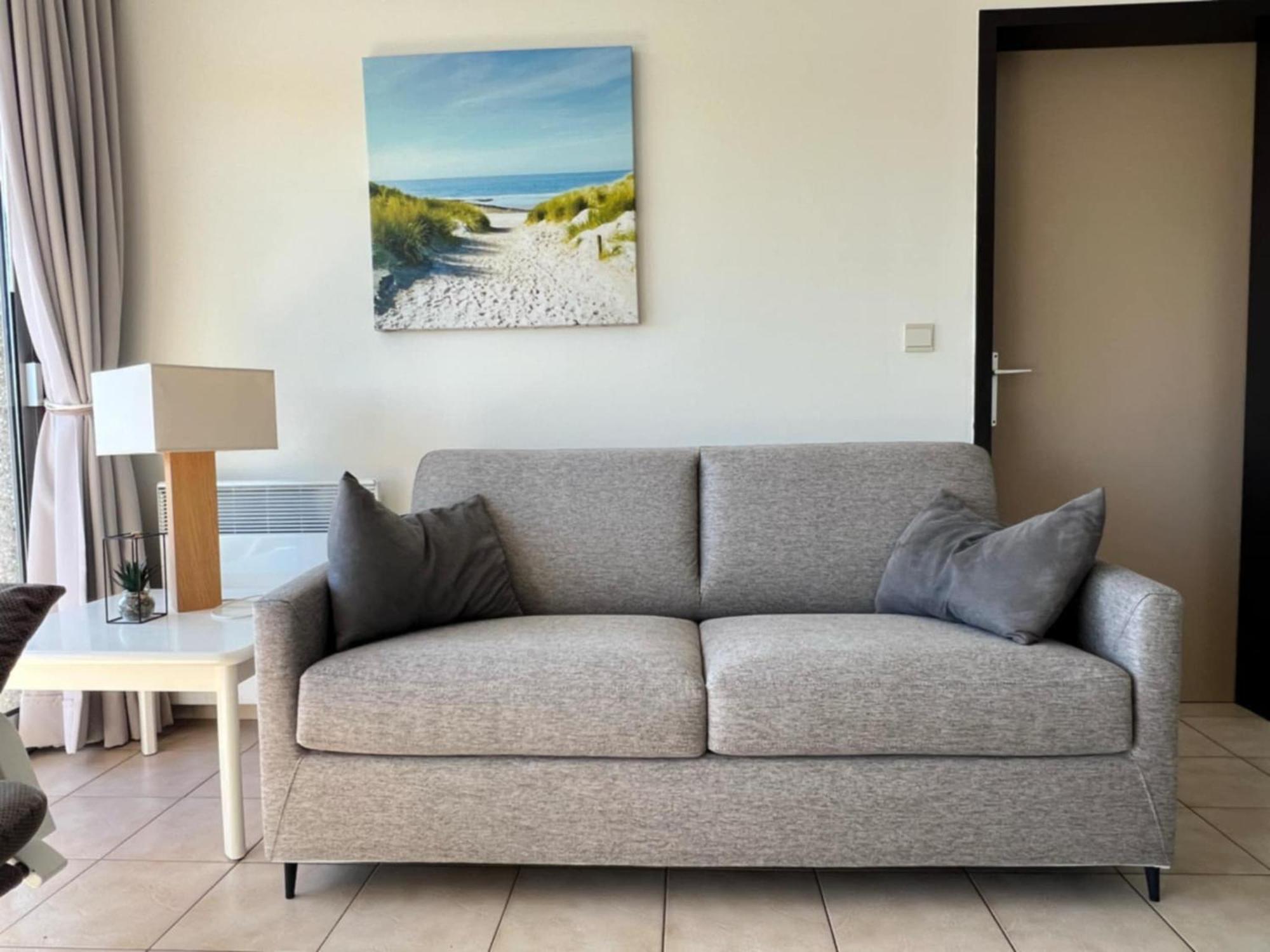 Appartement Residentie Astrid Met Private Parking Бредене Екстериор снимка